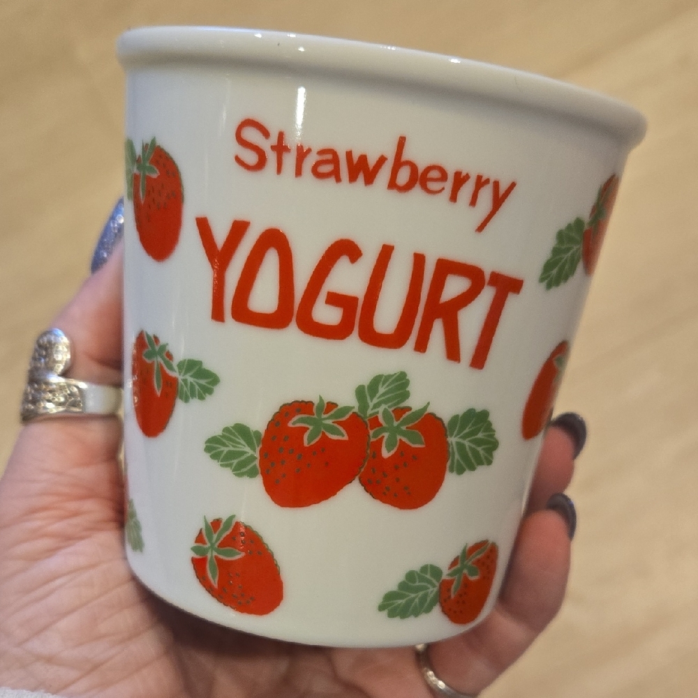 Vintage Seymour Mann Ceramic Strawberry Yogurt Cup